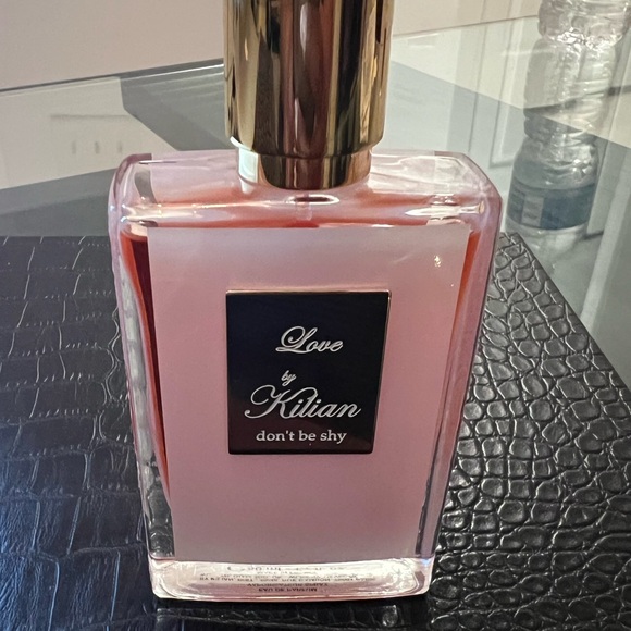 Kilian Love Don't Be Shy Perfume - Picture 1 of 5